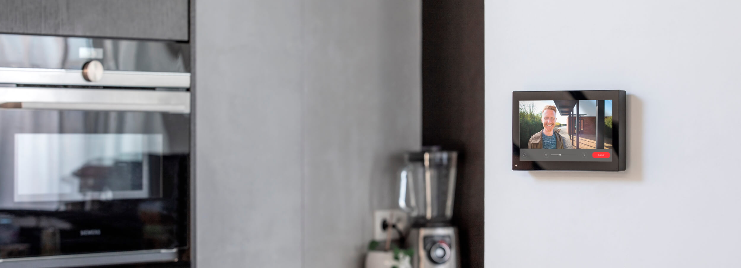 the touchscreen of the Niko video doorbell