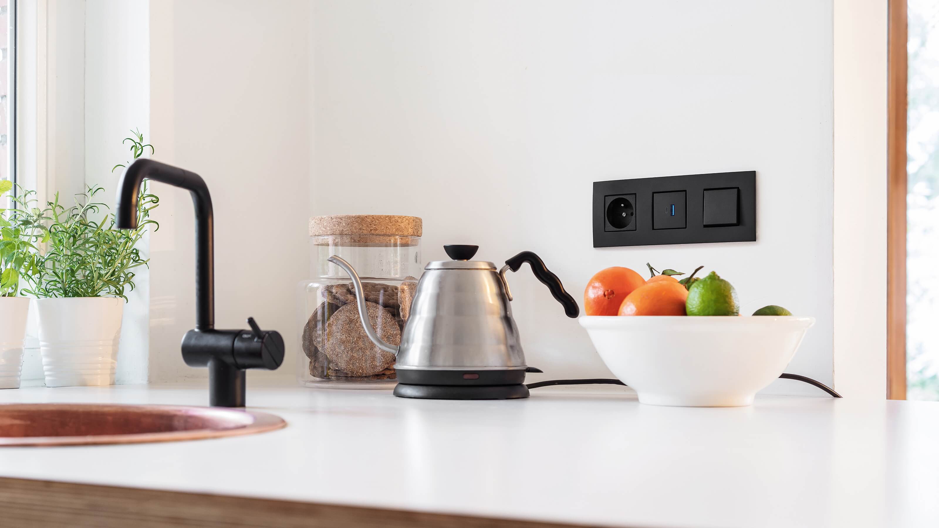 Niko Intense anthracite - antraciet zwart