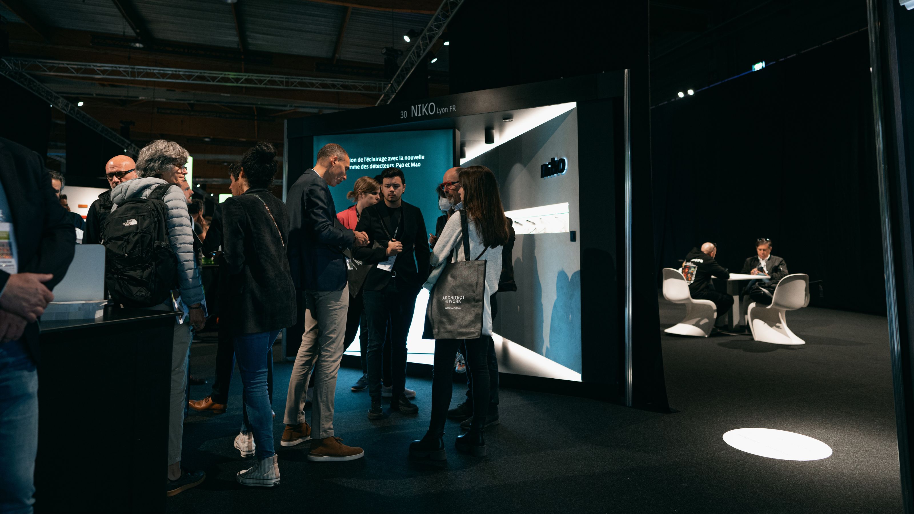 Architect at work Paris 2022 Niko booth