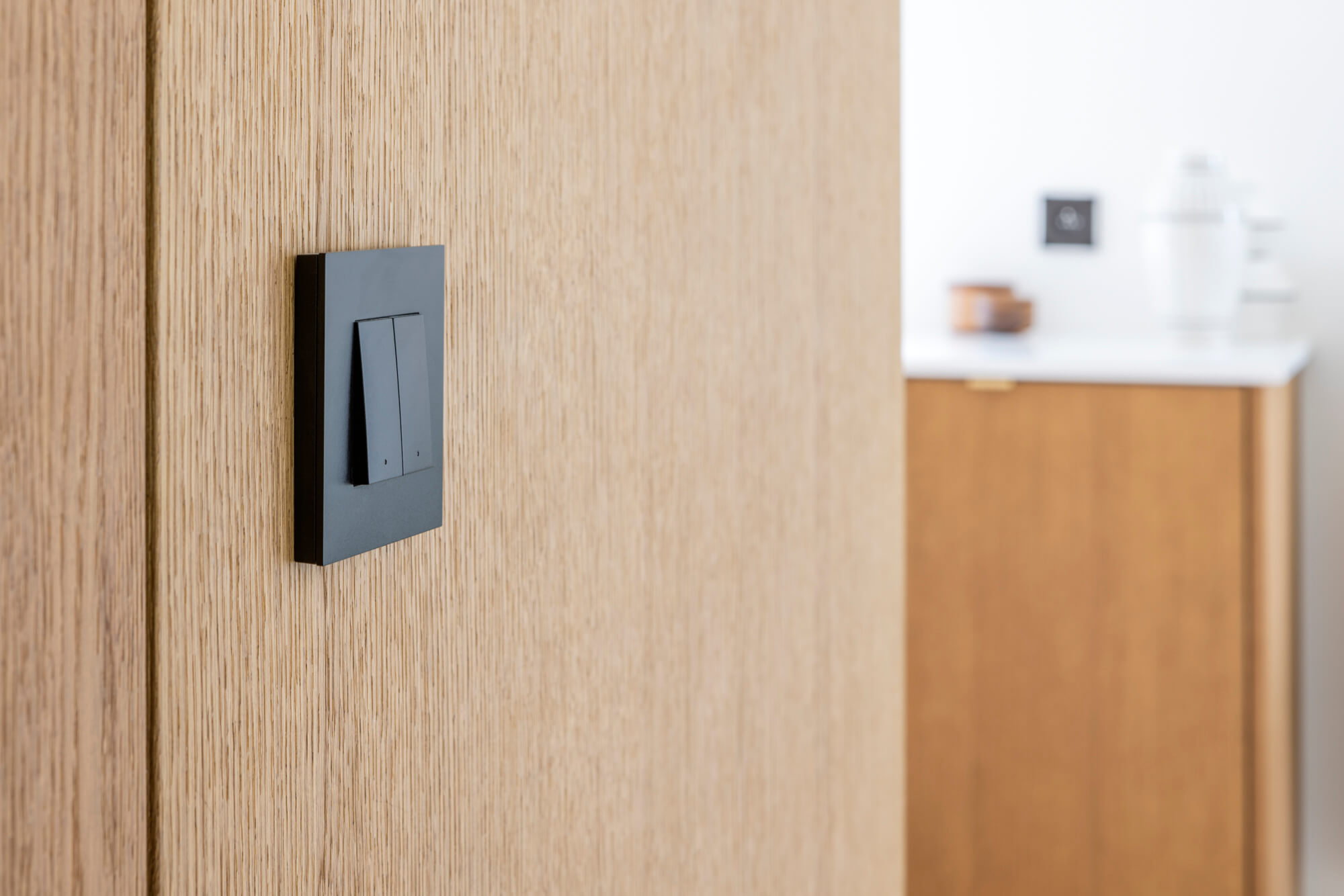 Niko Pure steel black