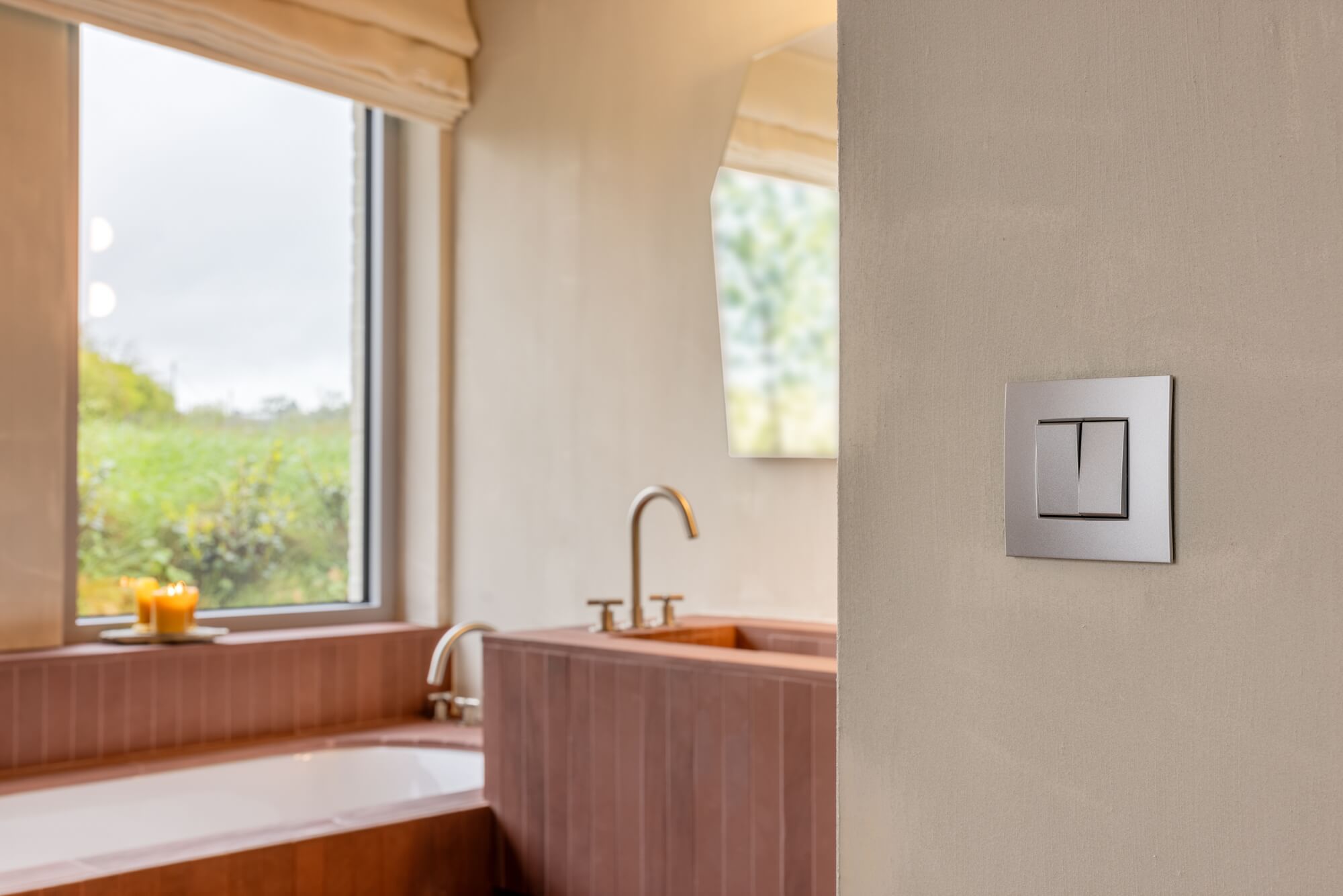 Niko Intense sterling silver badkamer